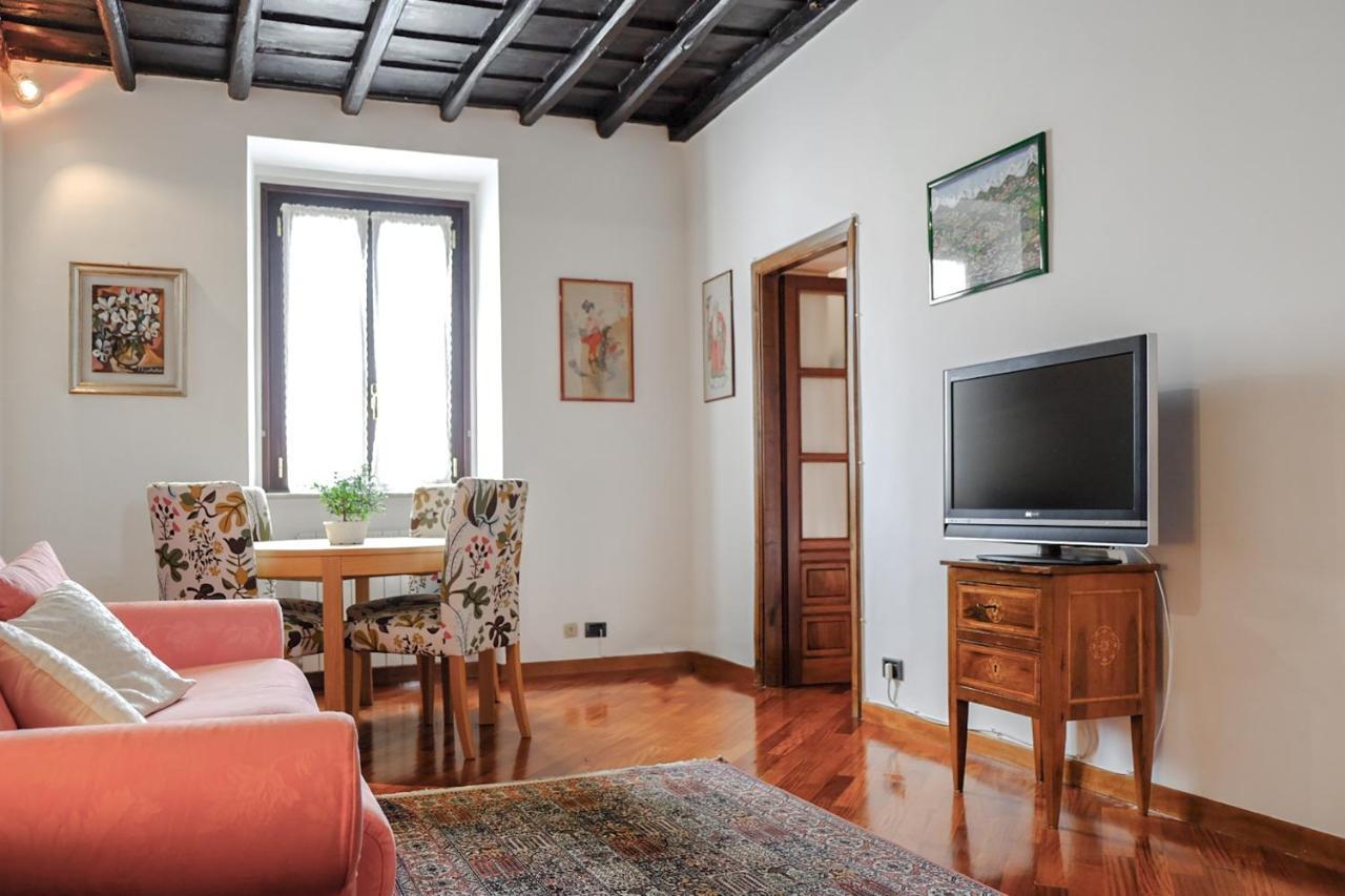 Hostme Colosseum Apartment روما المظهر الخارجي الصورة