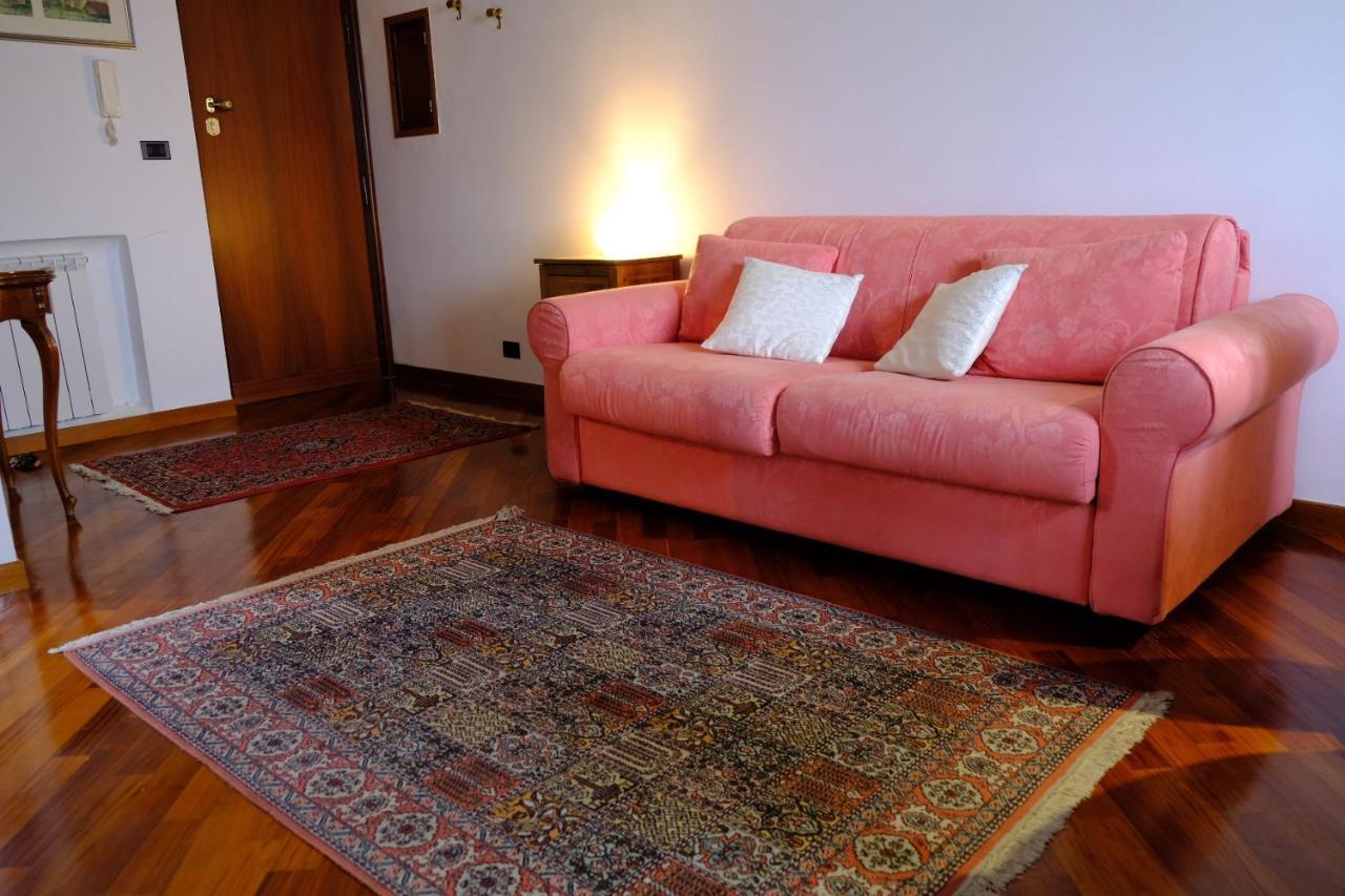 Hostme Colosseum Apartment روما المظهر الخارجي الصورة